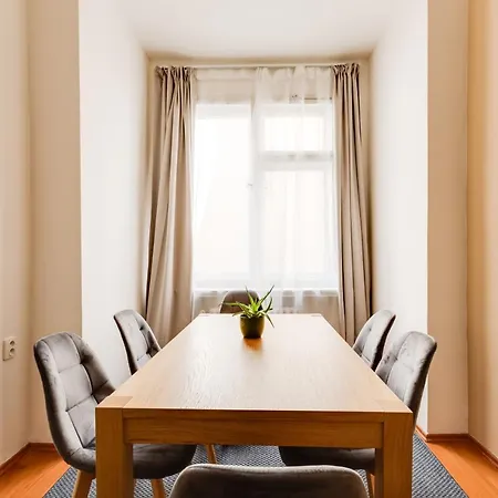 Riben House Hotel apartamentowy Praga
