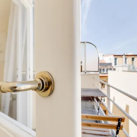 Hotel apartamentowy Riben House 4*