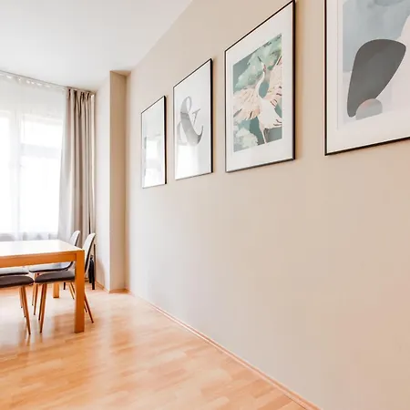 Riben House 3* פראג