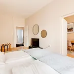 Riben House براغ