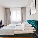 Riben House 3*