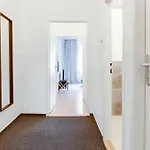 شقة فندقية Riben House