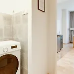 Riben House شقة فندقية