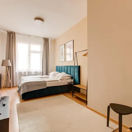 アパートホテル Riben House 3*