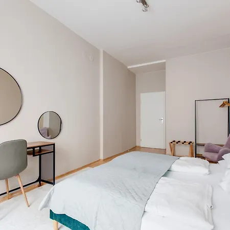 アパートホテル Riben House プラハ