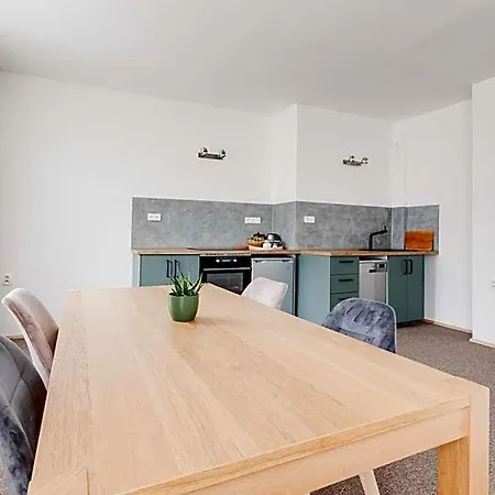 Riben House