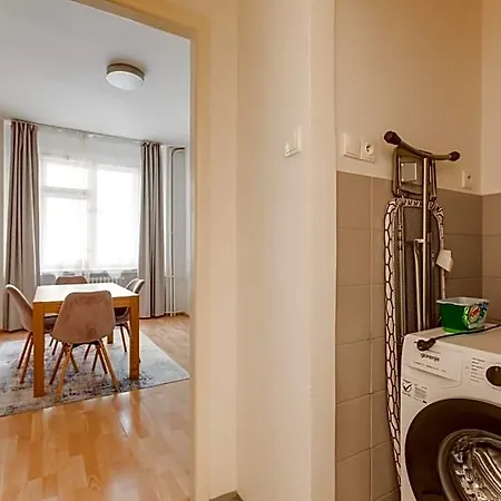 アパートホテル Riben House