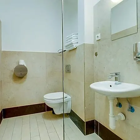 Riben House Apartmanhotel