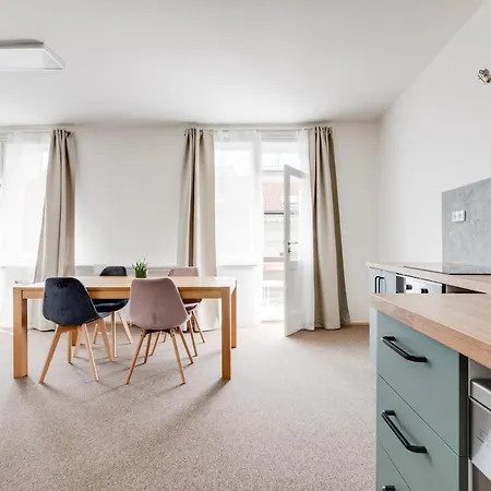 Riben House شقة فندقية 3*