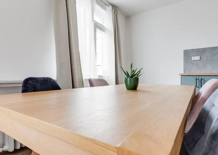 Riben House