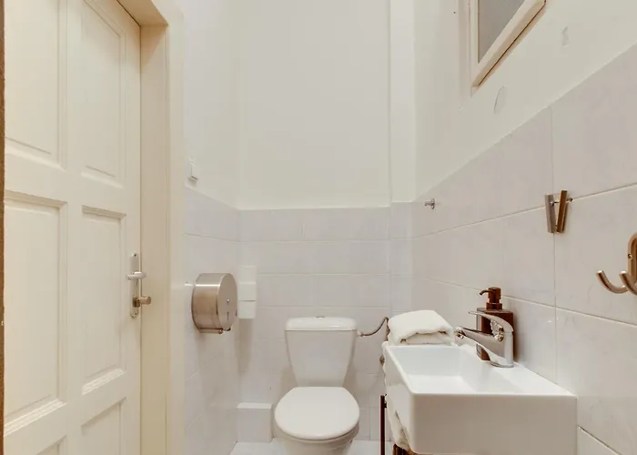 Apartahotel Riben House 3*