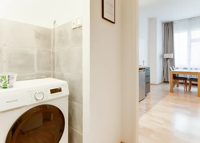 Riben House Apartahotel